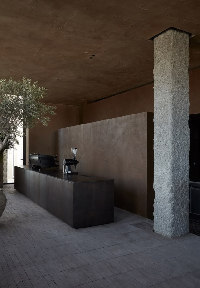 Building interior decoration